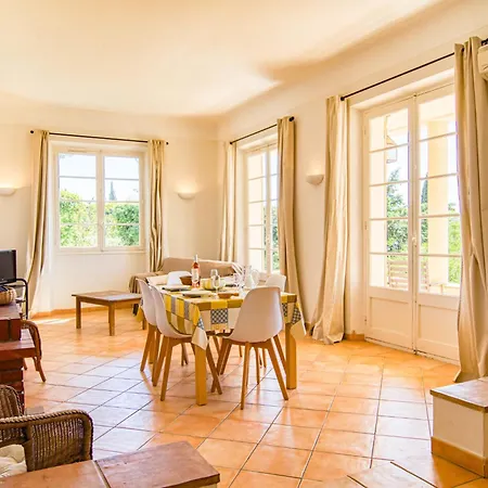 Le Farigoulo By Interhome *