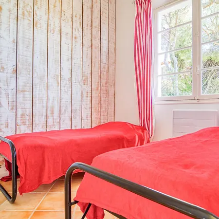 Le Farigoulo By Interhome 別荘