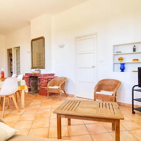 Le Farigoulo By Interhome *